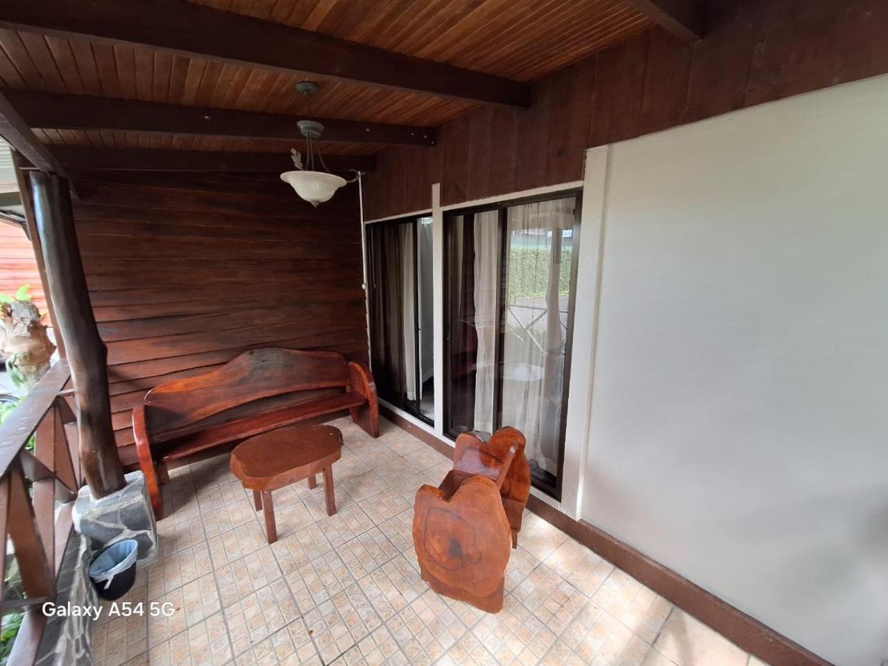 Iris Arenal Hotel La Fortuna Exterior photo